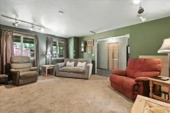 Family Room-Main