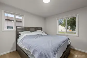 Primary can fit a king