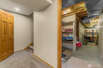 Large storage area on the lower level for  easy access