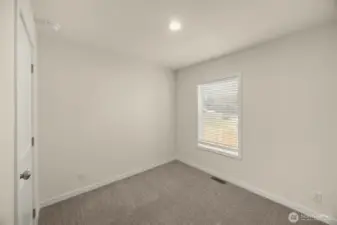 Guest or flex bedroom without virtual staging