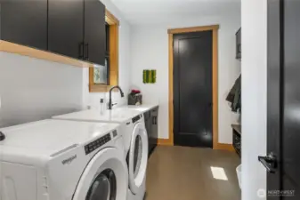 Laundry/mud room