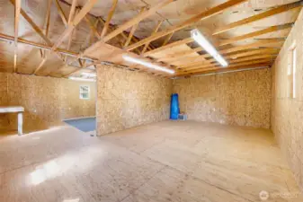 Unfinished garage space