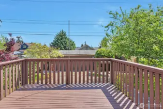 Back deck has views of Mt. Rainier