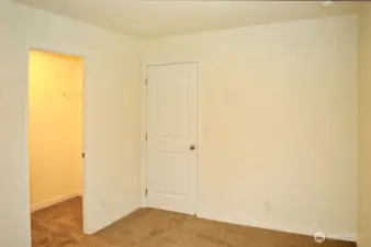 Walk-in Closet