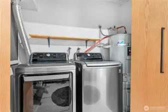 Washer Dryer included!