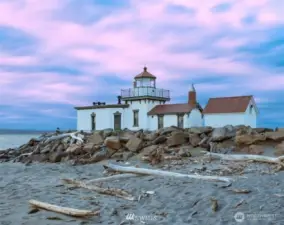Magnolia lighthouse at Discovery Park
