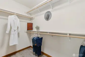 Walk-in closet master
