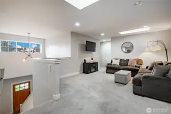 Bonus room for gathering.