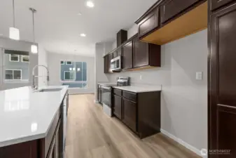 Photographs are for illustrative purposes only. Features, finishes, interior/exterior colors, landscaping and floorplan shown may vary from actual homes built.