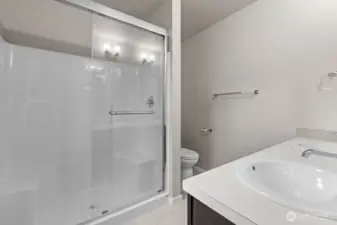 Photographs are for illustrative purposes only. Features, finishes, interior/exterior colors, landscaping and floorplan shown may vary from actual homes built.