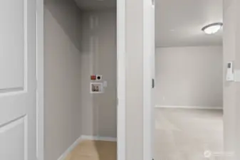 Photographs are for illustrative purposes only. Features, finishes, interior/exterior colors, landscaping and floorplan shown may vary from actual homes built.