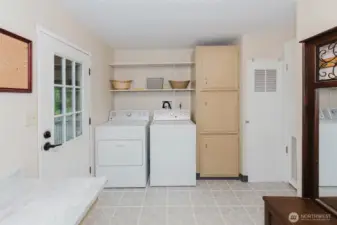 This laundry room will make your friends green with envy!