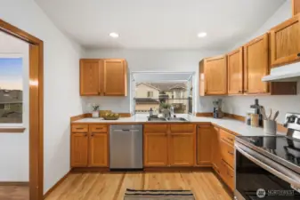 Private kitchen w/picture window