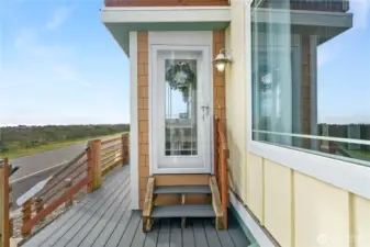 Front entrance with trex deck