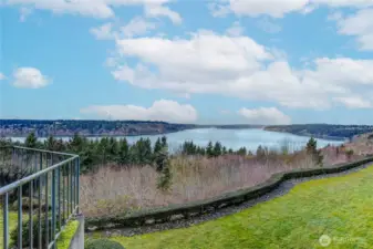 GOLD CREEK is all about the view...and this one does not disappoint!