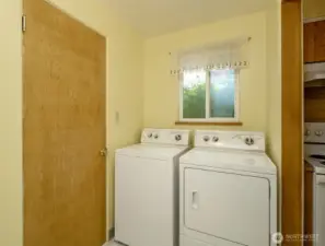 Independent laundry room