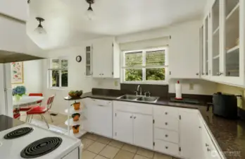 Light and Bright Kitchen with ample storage