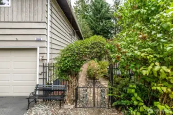South side Garden