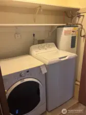 Washer dryer