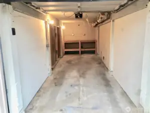 Private garage