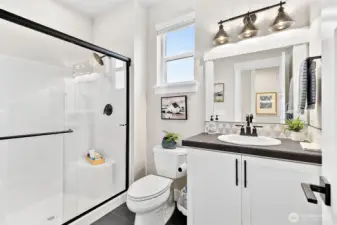 Photos of a 2703 Model Home at another community. Details will vary