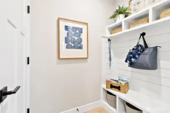 Photos of a 2703 Model Home at another community. Details will vary