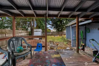 Covered deck on 2 bedroom