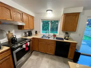 Newer stainless appliances all stay...