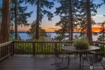 Expansive deck with waterfront and Olympic Mountain view, as well as,  500 feet of private shoreline on beautiful Port Susan.