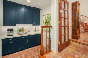 New Butler's Pantry and Wet bar with matching custom cabinetry and seperate entrance.