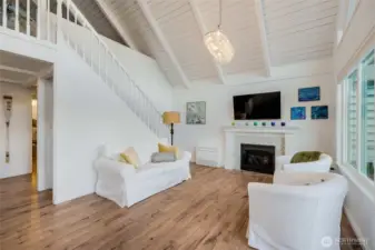 New Flooring Thoughout