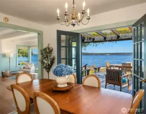 Waterside dining room