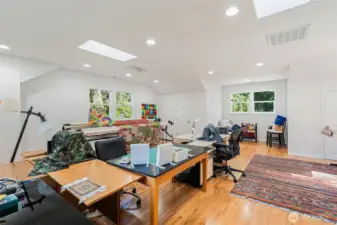 Finished Studio over Det Garage