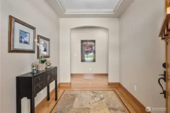 Inviting entry and beautiful architecture!
