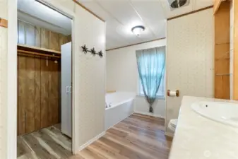 Primary Bath - soaking tub and walk in closet