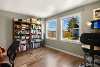 This large bedroom has beautiful Lake WA views.