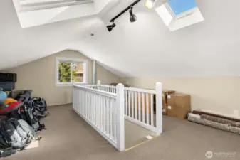 Low energy bills with new insulation in the attic and new windows.