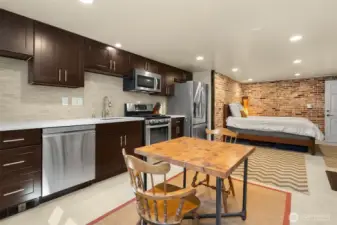 Quality materials used in the lower MIL