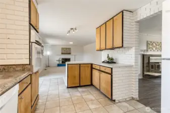 Extra cabinets and counter space!