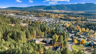 Photos, plans and elevations may be examples representing the community, community amenities, homes or artist’s renderings that may not accurately represent the actual condition of a homesite or home as constructed, and may also contain options and upgrades which are not included in the sale. Trailside Homes reserves the right to make changes to floor plans, specifications, dimensions, design and elevations without prior notice. Stated dimensions and square footage, if applicable, are estimated and should not be used as representations of the home’s actual size.