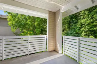Spacious deck off living room