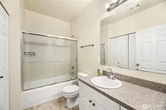 Full hall bathroom