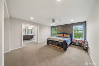 Oversized Owner's Suite