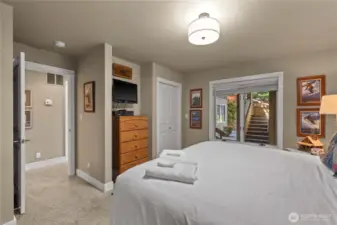 Second bedroom