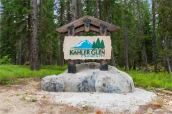 Kahler Mountain Club Entrance