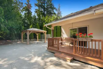 Covered back deck and gazebo gives you many option to BBQ and relax