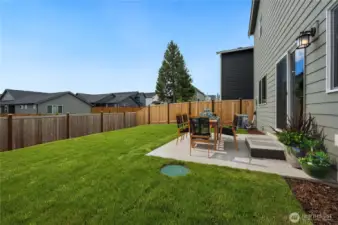 virtually staged   Backyard