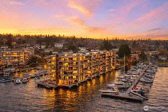 Directly positioned over Lake Washington, this residence offers a daily waterfront perspective from the spaces you actually live in.