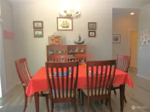 THE DINING ROOM IS PICTURE PERFECT!