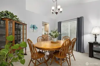 Dining room with space for large or intimate groups